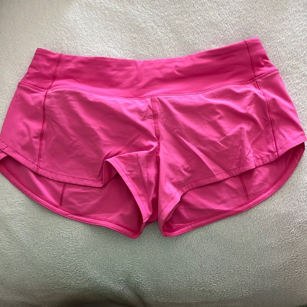 pink speed up shorts lululemon
